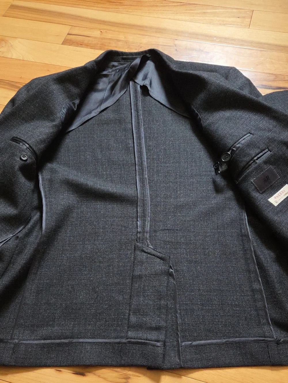 H&M classic charcoal